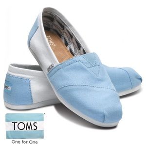 New! TOMS Blue and White Classic Canvas Shoes